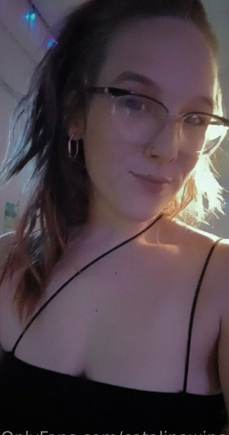 catalinawinemixer1999 erotic model archive