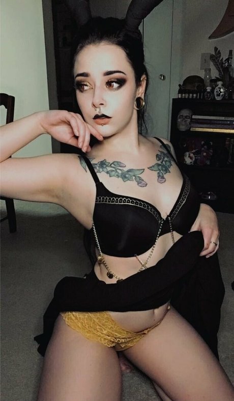 college girl onlyfans hot naked pics