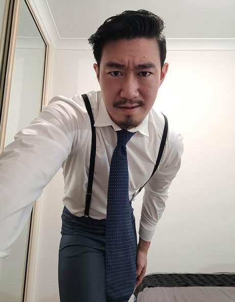 leo sagafree hd actress photos