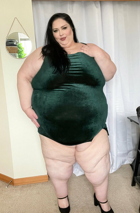 ssbbwsasha model pretty pictures