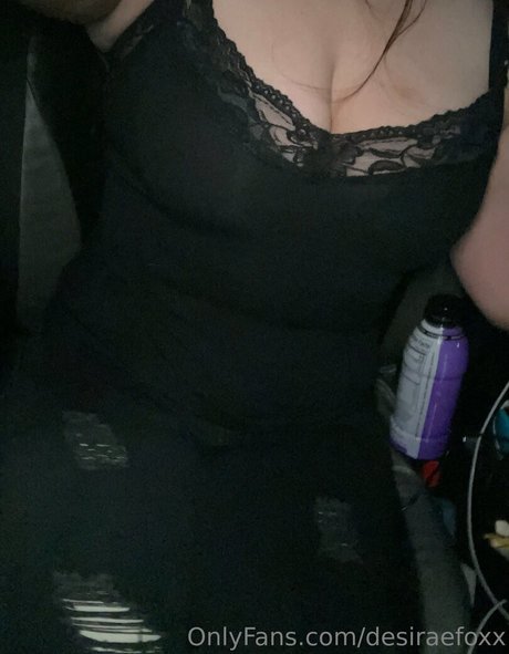 desiraefoxx pornographic model archive