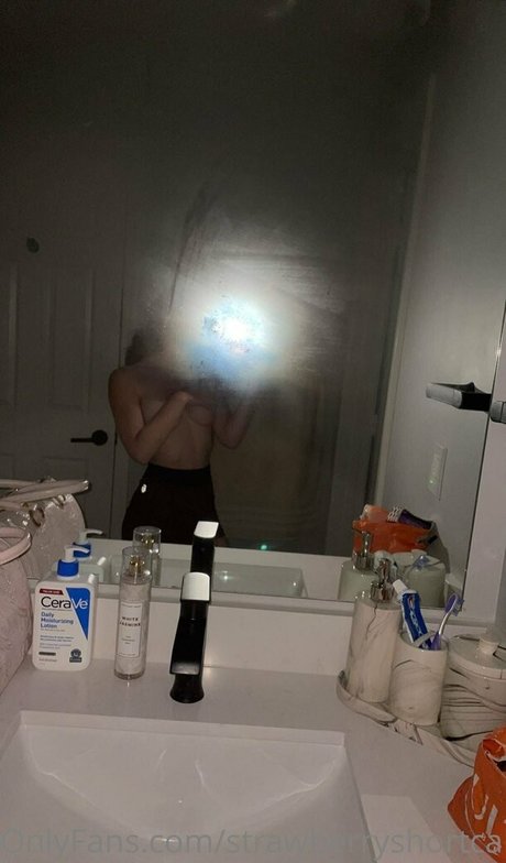 strawberryshortcakes420 pornstar nice pic