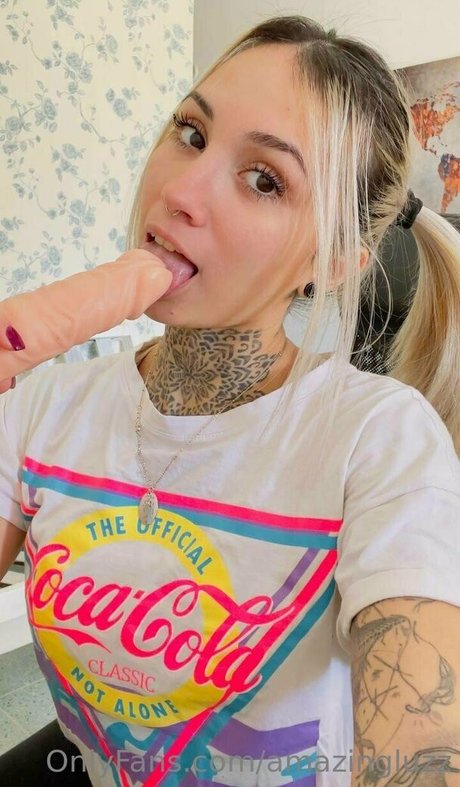 amazingluzz star nude image