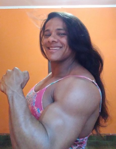 sneakers onlyfans pretty pictures