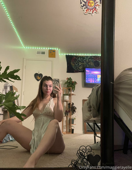 nude selfie onlyfans pornographic image