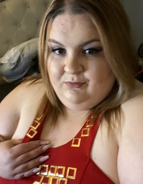 massivelysweet actress image