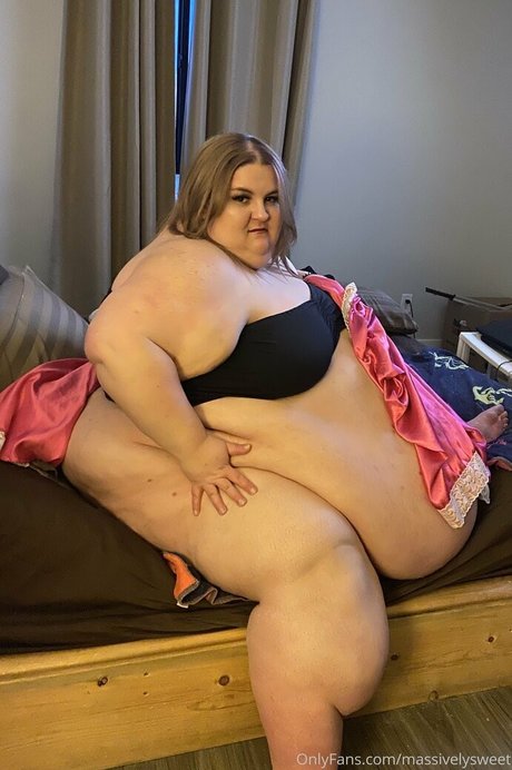 massivelysweet pornstar nude picture