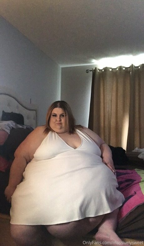 massivelysweet exclusive pornstar image