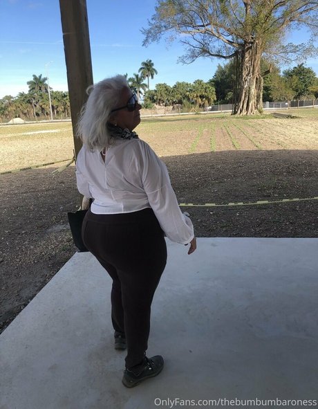 one onlyfans beautiful photo