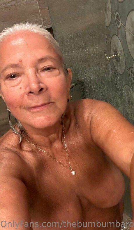 thebumbumbaroness star porn pictures