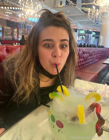 rocketkylie nude star pictures