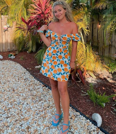 Magicallearningadventure beautiful pornstar img