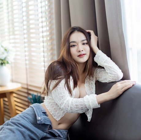 foxie way model beautiful pictures