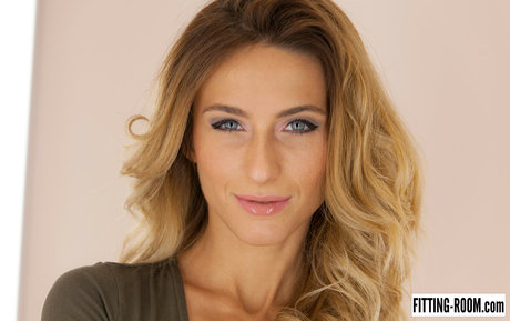 Fitting Room model hot archive