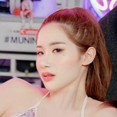 Akair Manita star pretty pictures