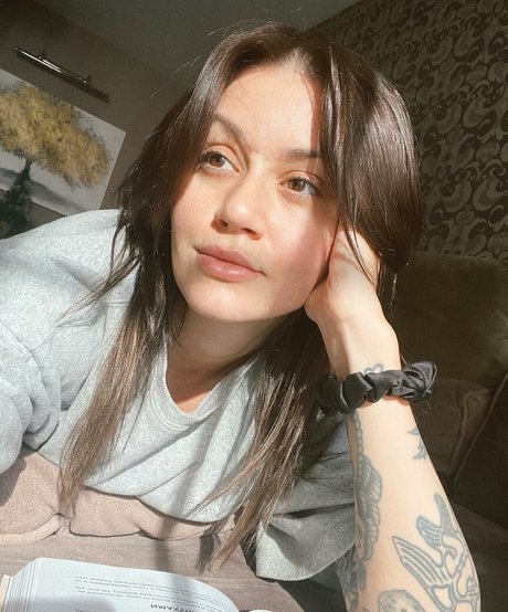 thick latina milf onlyfans art xxx picture