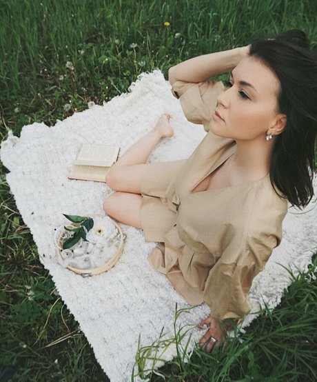 Daria Perel art actress images