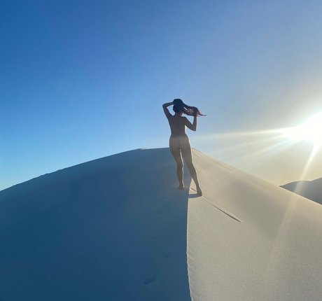 Bella Fiore pornstar nice picture