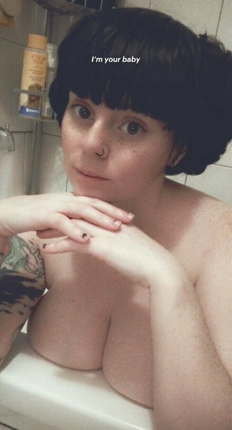 asian feet onlyfans nudes image