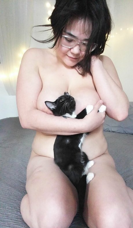 sex teen onlyfans pornographic images