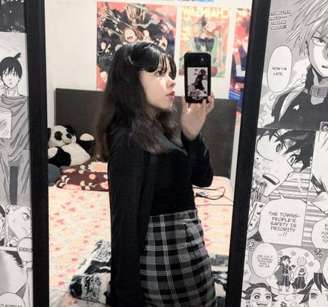 valeriaiscrying hd actress photos