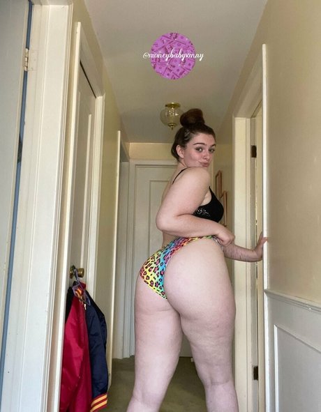moneybabyvinny star nude archive