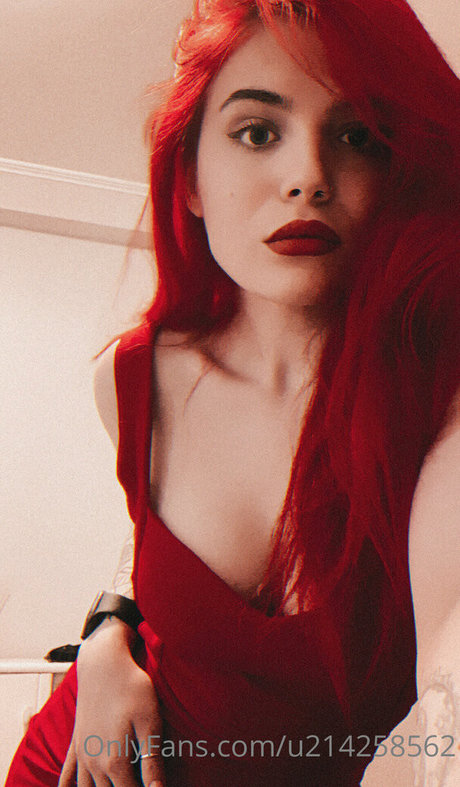 thedakotaa free actress img