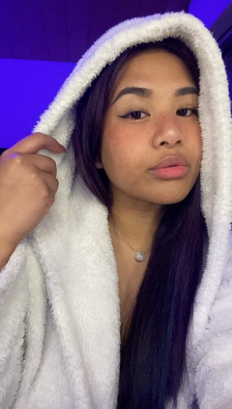 desireedeep model nudes pictures