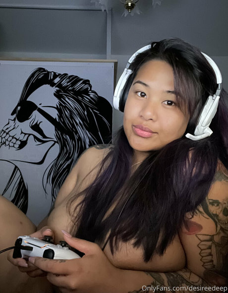 desireedeep nice actress archive