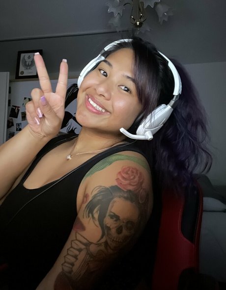 desireedeep Photo Gallery