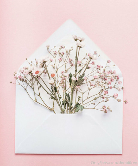 chicks with dicks onlyfans beautiful photo