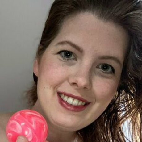 lovablevalkyrie hot model gallery