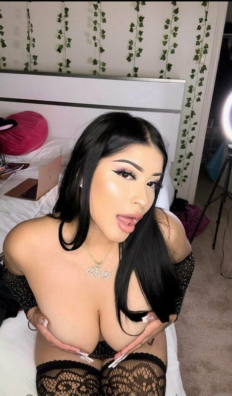 latinabratt69 hot star img