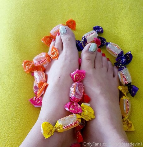 mistressdevin1 model art picture