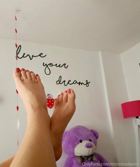 mistressdevin1 star nice image