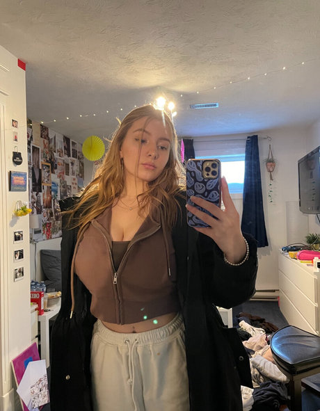 thick trans onlyfans hot porn image