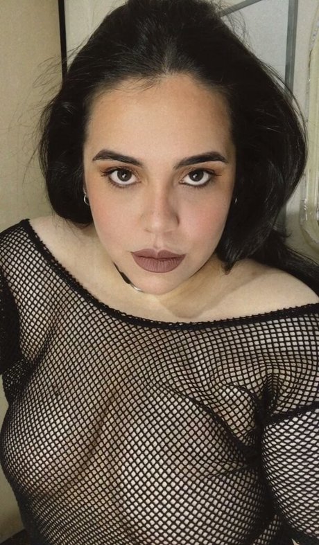 Goddes Nini nude star photo