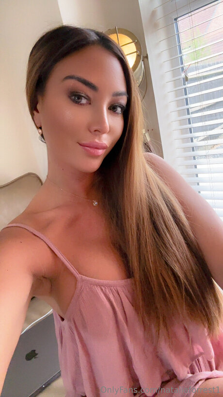 thick latina milf onlyfans erotic photo