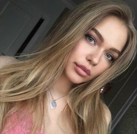 hottestvenus star naked image