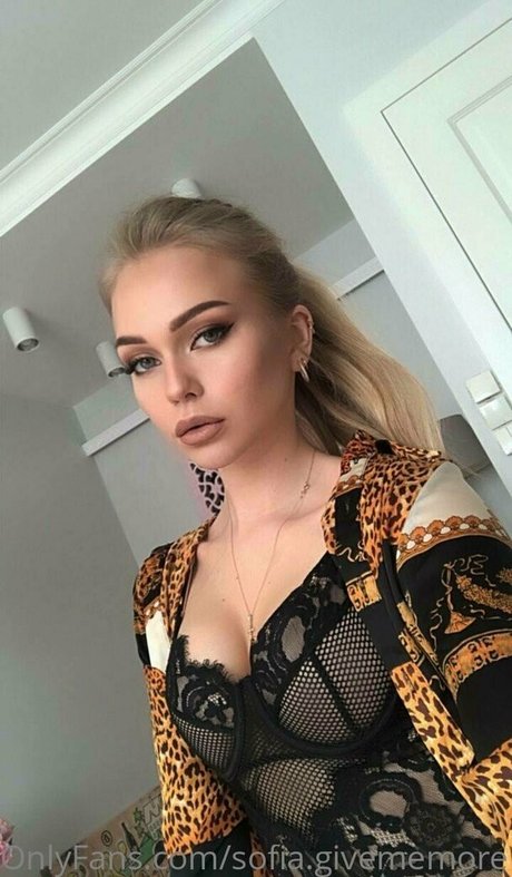 hottestvenus nude pornstar gallery