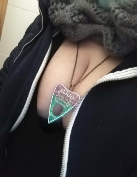 chubbykitsune hot model photo