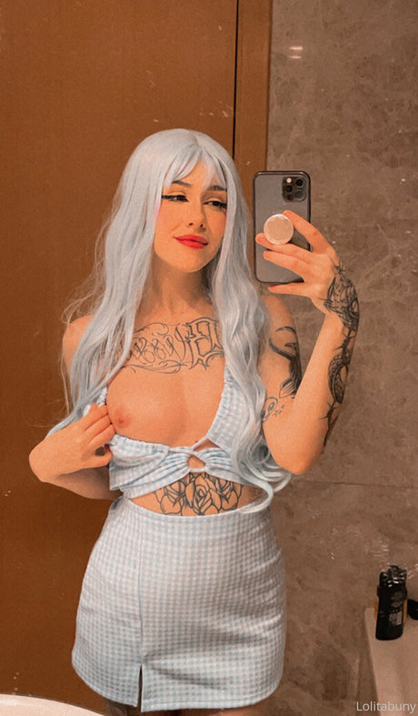 lolabuny18 hot star photo