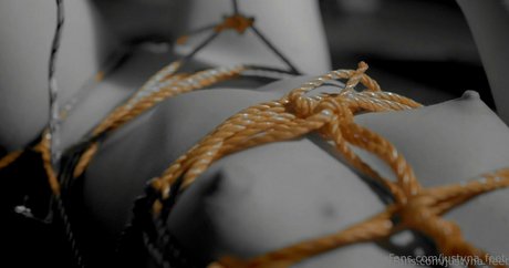 Justyna feet beautiful model pictures