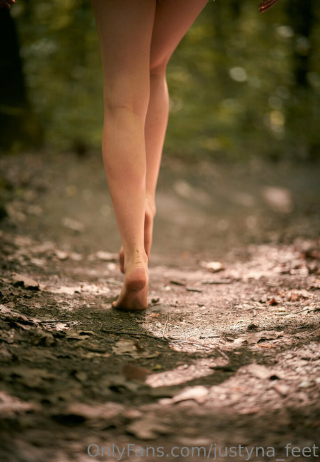 Justyna feet adult actress galleries