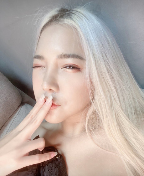 baibaifern hot model pics