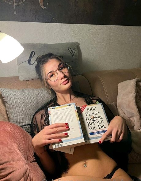 mariellafucila star top galleries