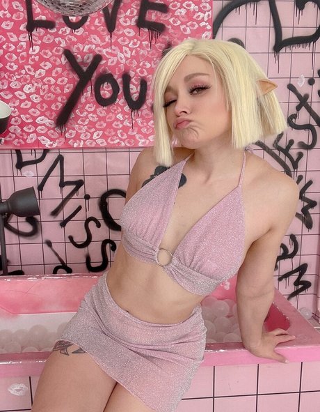 Felibelka star erotic images