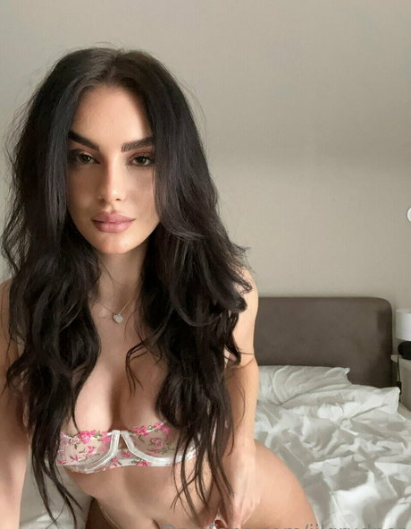 Jil Grudner exclusive pornstar pics