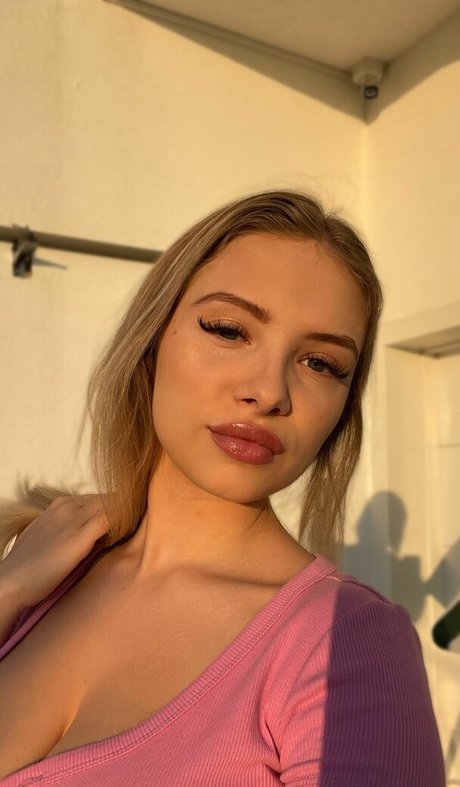 bikini strip onlyfans pornos picture