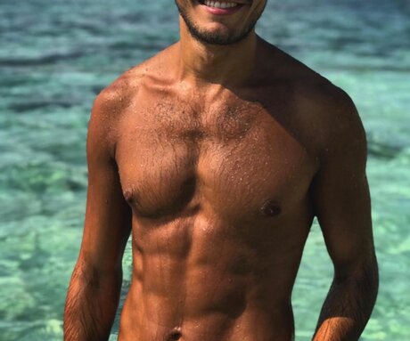 X MIKE model nude photo